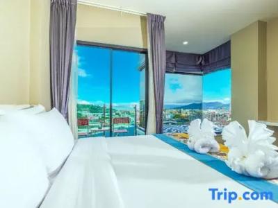 Triple L Patong Beach Phuket - 179