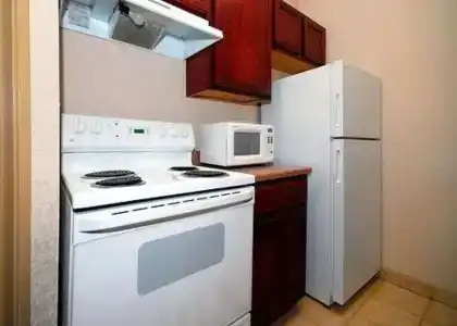Quality Inn & Suites Near University - 17