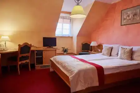 Pod Ciżemką - 4