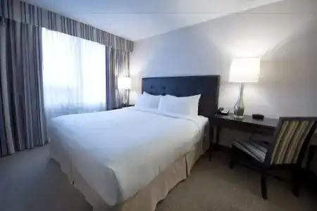 Cambridge Suites - 5