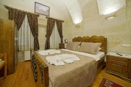 Safran Cave - 41