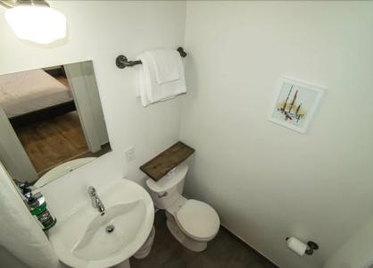 The Bartlett and Guesthouse - 7