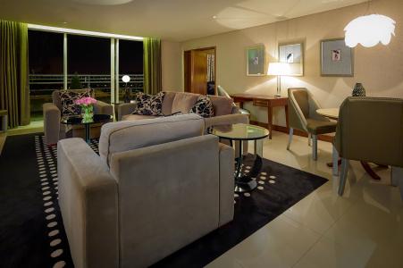 The Chelsea Harbour and Spa - 4