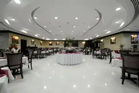 Royal Beach & Resort - 24