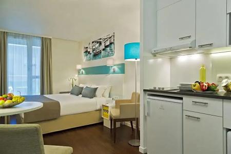 Citadines Castellane Marseille - 94