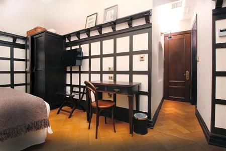 Boutique Castillo Rojo - 94
