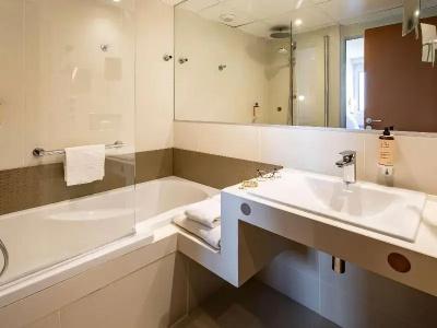 Mercure Angoulême Hôtel de France - 61