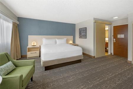 DoubleTree by Hilton City Center - 42