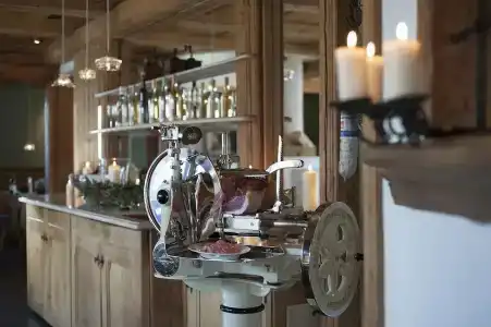 Italian Lifestyle & Osteria Chartreuse - 34