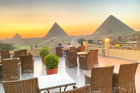 Egypt pyramids inn - 16