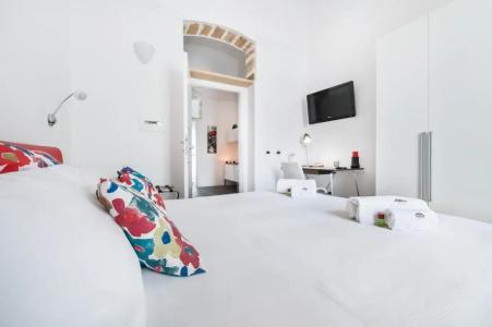 b&b White - 2