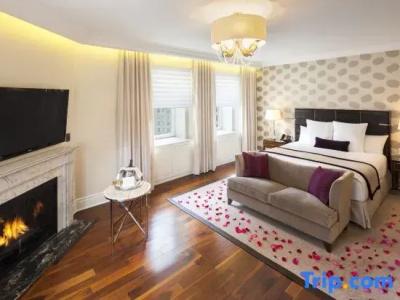 The Ritz-Carlton, - 115