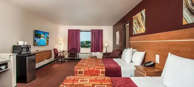 Grand Marquis Waterpark & Suites - 16