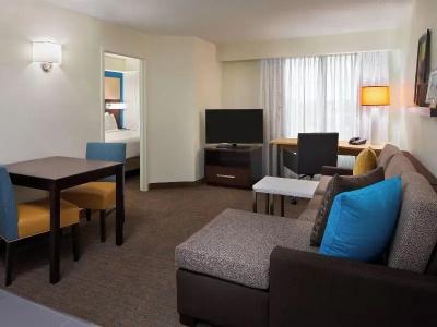 Residence Inn by Marriott Airport - 55