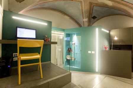 Little Italy Boutique Hostel - 8
