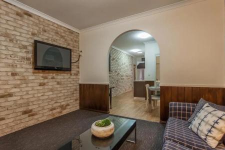 Highlander Motor Inn - 57