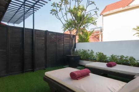 Apsara Centrepole - 97