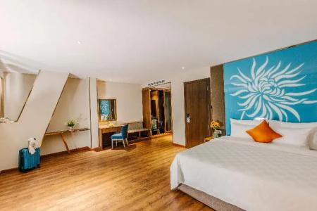 Winsuites Saigon - 83