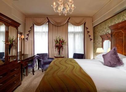 The Goring - 68