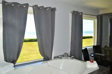 Starfish Manor Oceanfront - 75