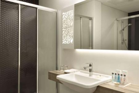 Ramada & Suites Kemalpasa - 10