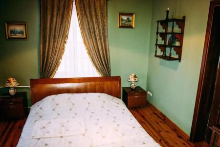 Antique House - 17