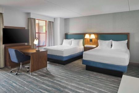 Hampton Inn and Suites Downtown - 108