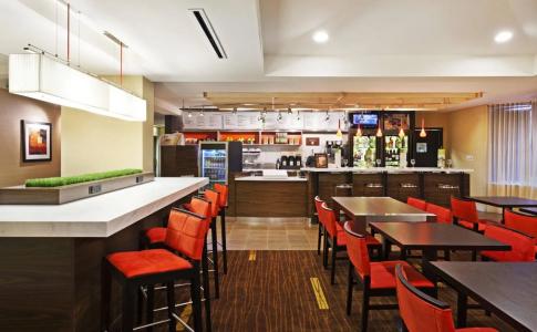 Courtyard by Marriott San Antonio Airport/North Star Mall - 20