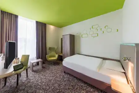 Park Inn by Radisson Neumarkt - 20