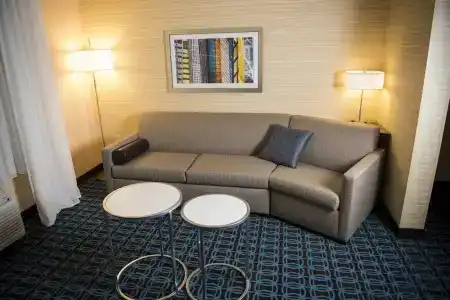 Fairfield Inn & Suites by Marriott Uptown/University Area - 32