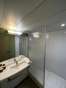Ibis Budget Marseille Est Saint-Menet La Valentine - 41