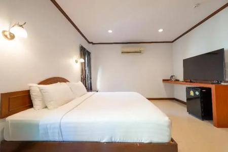 The Green Beach - 121