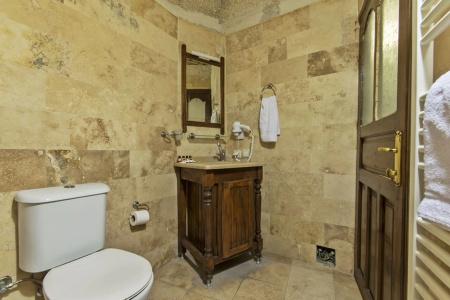 Antique Terrace Cave Suites - 8