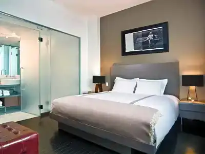 Smyth Tribeca - 72