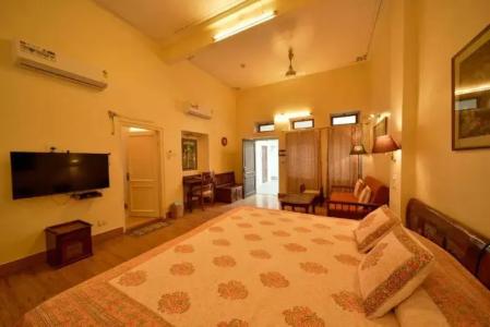 Arya Niwas - 114