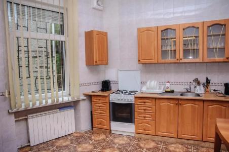 Golden Globus Hostel - 16