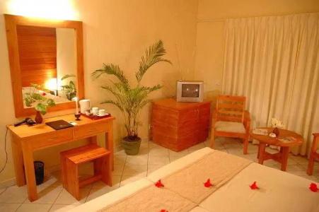 Pandanus Beach Resort & Spa - 53