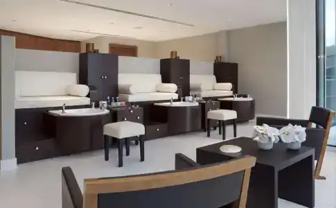 Fairmont Pacific Rim - 36