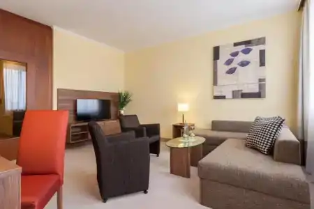 Best Western Augusta - 98