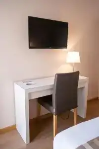Hôtel Mondial - 43