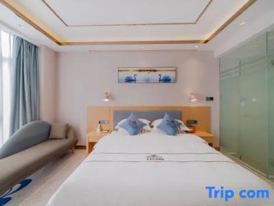 Microtel by Wyndham Lijiang - 71
