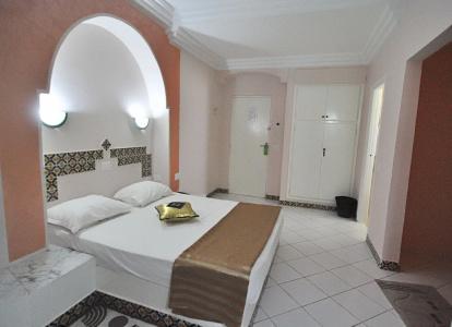 Hôtel Les Palmes d'Or - 53