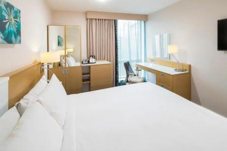 Hilton Garden Inn Bristol City Centre - 61