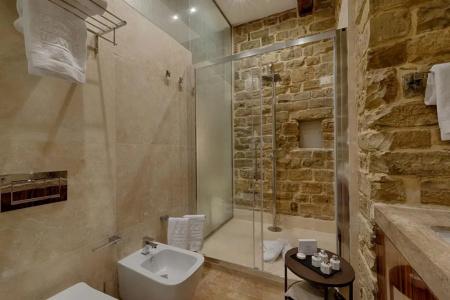 Donati Luxury Tower Suites - 265