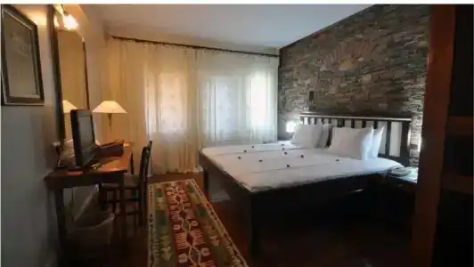 El Vino & Suites - 31