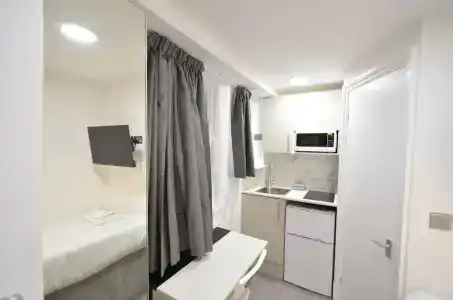 Amber Residence Aparthotel - 160