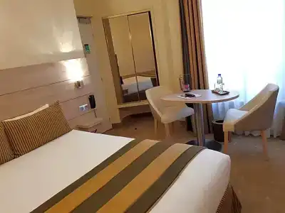 Champerret Elysees - 61