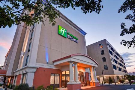 Holiday Inn Express Boston, An Ihg - 35