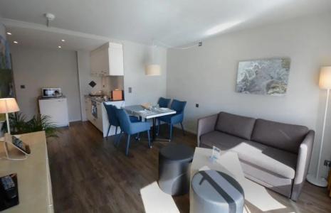 ApartGoldey - 83