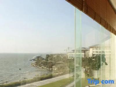 East Tai Lake Grand - 68